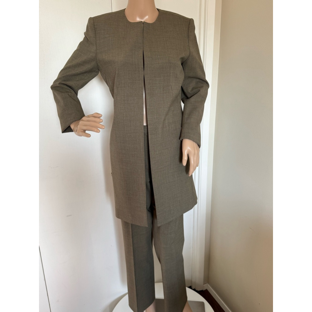 Women's Classiques Entier Pant Suit Size 4 Petite heather Olive long line jacket